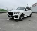 Белый БМВ Х5, объемом двигателя 4.4 л и пробегом 74 тыс. км за 56000 $, фото 1 на Automoto.ua