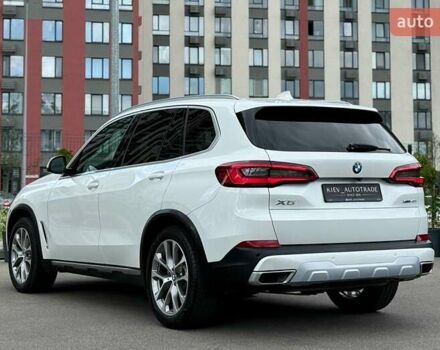 Белый БМВ Х5, объемом двигателя 3 л и пробегом 92 тыс. км за 47900 $, фото 9 на Automoto.ua