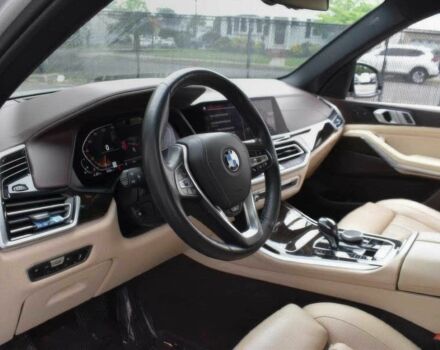 Белый БМВ Х5, объемом двигателя 3 л и пробегом 44 тыс. км за 8500 $, фото 7 на Automoto.ua
