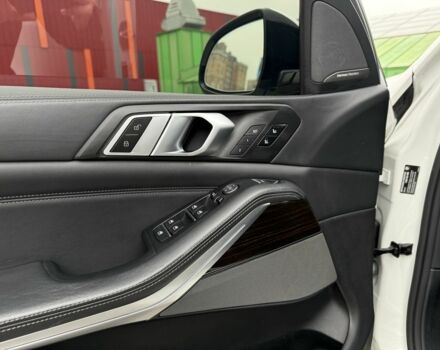 Белый БМВ Х5, объемом двигателя 4.4 л и пробегом 74 тыс. км за 56000 $, фото 9 на Automoto.ua