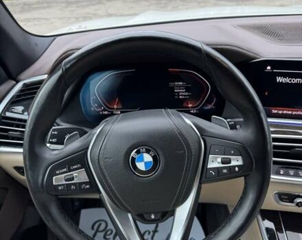 Белый БМВ Х5, объемом двигателя 3 л и пробегом 121 тыс. км за 46900 $, фото 20 на Automoto.ua