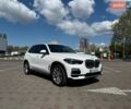 Белый БМВ Х5, объемом двигателя 3 л и пробегом 79 тыс. км за 43999 $, фото 1 на Automoto.ua