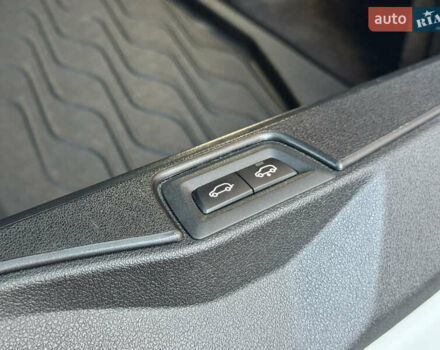 Белый БМВ Х5, объемом двигателя 4.39 л и пробегом 85 тыс. км за 63000 $, фото 32 на Automoto.ua