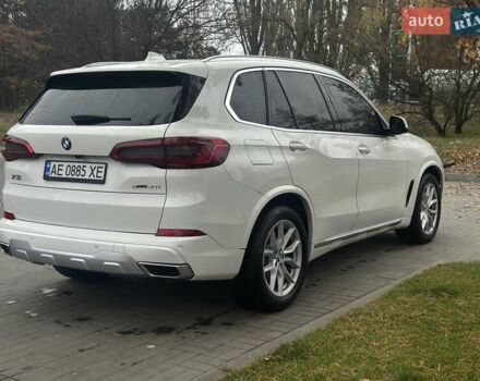 Белый БМВ Х5, объемом двигателя 3 л и пробегом 50 тыс. км за 60000 $, фото 3 на Automoto.ua