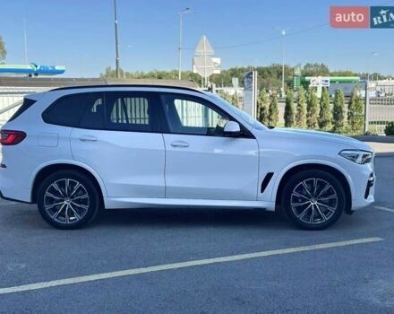 Белый БМВ Х5, объемом двигателя 2.99 л и пробегом 160 тыс. км за 54500 $, фото 3 на Automoto.ua