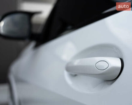 Белый БМВ Х5, объемом двигателя 3 л и пробегом 135 тыс. км за 64000 $, фото 36 на Automoto.ua