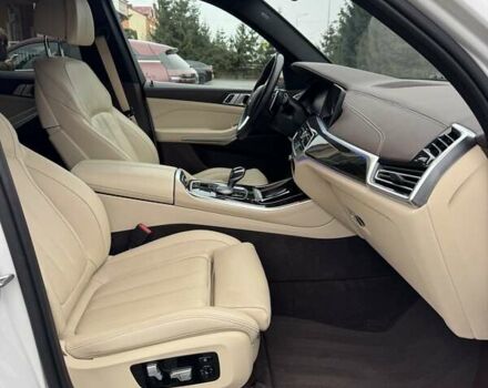 Белый БМВ Х5, объемом двигателя 3 л и пробегом 121 тыс. км за 46900 $, фото 15 на Automoto.ua