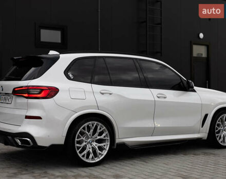 Белый БМВ Х5, объемом двигателя 3 л и пробегом 135 тыс. км за 64000 $, фото 1 на Automoto.ua