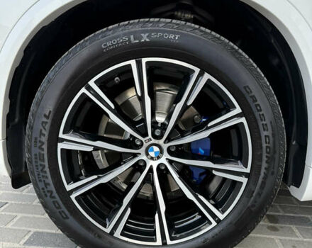 Белый БМВ Х5, объемом двигателя 3 л и пробегом 122 тыс. км за 57500 $, фото 36 на Automoto.ua