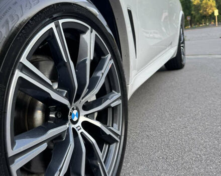 Белый БМВ Х5, объемом двигателя 3 л и пробегом 106 тыс. км за 59500 $, фото 50 на Automoto.ua