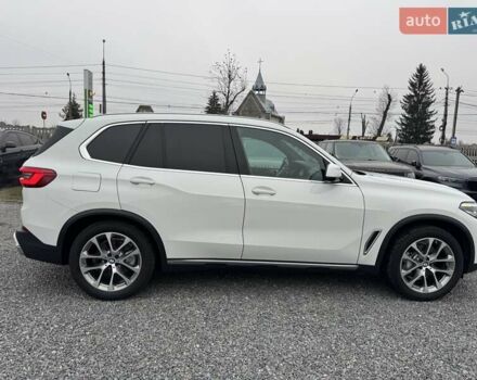 Белый БМВ Х5, объемом двигателя 3 л и пробегом 62 тыс. км за 50900 $, фото 56 на Automoto.ua