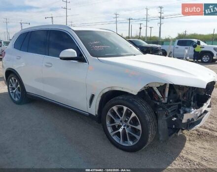 Белый БМВ Х5, объемом двигателя 3 л и пробегом 103 тыс. км за 38570 $, фото 1 на Automoto.ua