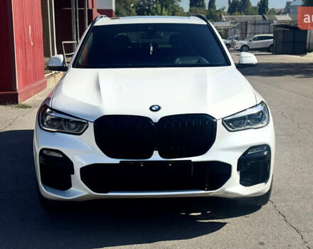 Белый БМВ Х5, объемом двигателя 3 л и пробегом 132 тыс. км за 50000 $, фото 7 на Automoto.ua