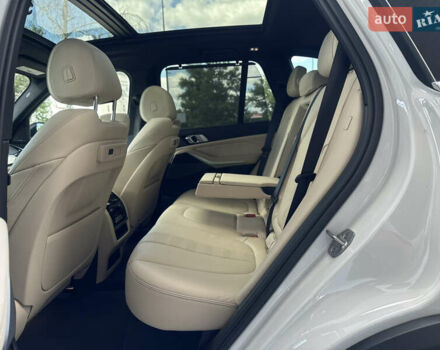 Белый БМВ Х5, объемом двигателя 3 л и пробегом 51 тыс. км за 49800 $, фото 54 на Automoto.ua
