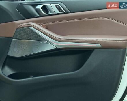 Белый БМВ Х5, объемом двигателя 3 л и пробегом 80 тыс. км за 55980 $, фото 26 на Automoto.ua