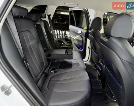 Білий БМВ Х5, об'ємом двигуна 2 л та пробігом 68 тис. км за 54500 $, фото 31 на Automoto.ua