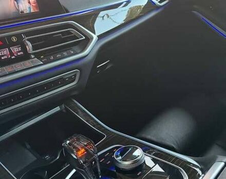 Білий БМВ Х5, об'ємом двигуна 3 л та пробігом 56 тис. км за 42000 $, фото 19 на Automoto.ua