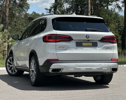 Белый БМВ Х5, объемом двигателя 3 л и пробегом 51 тыс. км за 49300 $, фото 9 на Automoto.ua