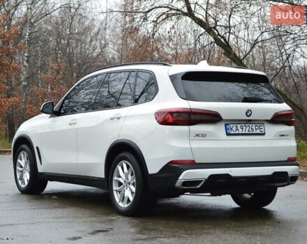 Белый БМВ Х5, объемом двигателя 3 л и пробегом 117 тыс. км за 56000 $, фото 7 на Automoto.ua