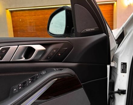 Білий БМВ Х5, об'ємом двигуна 2 л та пробігом 67 тис. км за 31000 $, фото 13 на Automoto.ua