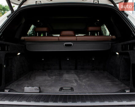 Белый БМВ Х5, объемом двигателя 4.39 л и пробегом 78 тыс. км за 68000 $, фото 49 на Automoto.ua