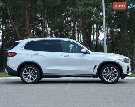 Белый БМВ Х5, объемом двигателя 3 л и пробегом 51 тыс. км за 49800 $, фото 15 на Automoto.ua