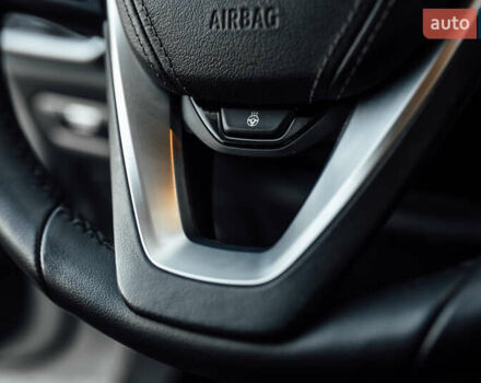 Білий БМВ Х5, об'ємом двигуна 2 л та пробігом 79 тис. км за 49000 $, фото 16 на Automoto.ua