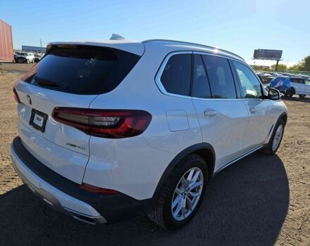 Белый БМВ Х5, объемом двигателя 3 л и пробегом 225 тыс. км за 43000 $, фото 5 на Automoto.ua