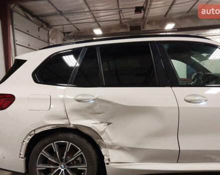 Белый БМВ Х5, объемом двигателя 3 л и пробегом 96 тыс. км за 46799 $, фото 2 на Automoto.ua