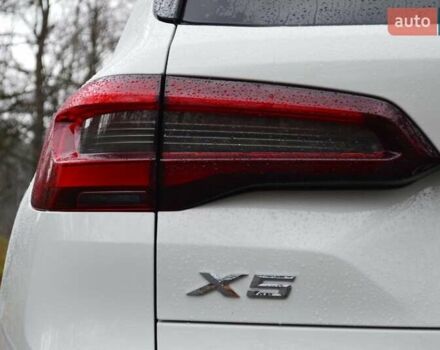 Белый БМВ Х5, объемом двигателя 3 л и пробегом 117 тыс. км за 56000 $, фото 4 на Automoto.ua