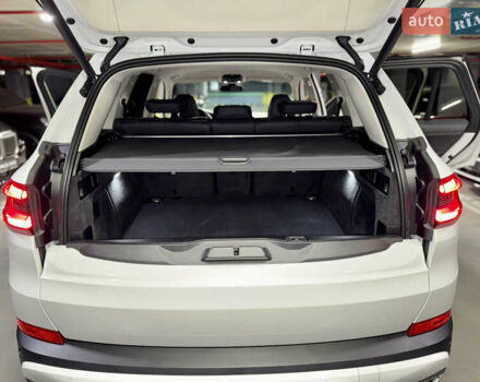 Білий БМВ Х5, об'ємом двигуна 2 л та пробігом 68 тис. км за 54500 $, фото 42 на Automoto.ua