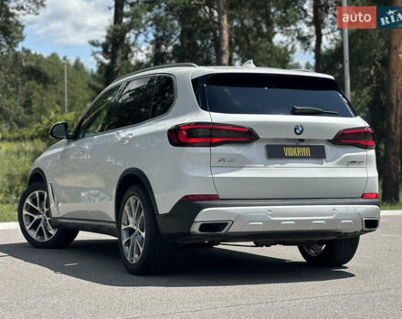 Белый БМВ Х5, объемом двигателя 3 л и пробегом 51 тыс. км за 49800 $, фото 25 на Automoto.ua