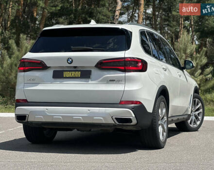 Белый БМВ Х5, объемом двигателя 3 л и пробегом 51 тыс. км за 49800 $, фото 21 на Automoto.ua