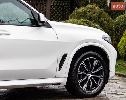 Белый БМВ Х5, объемом двигателя 4.4 л и пробегом 118 тыс. км за 57000 $, фото 17 на Automoto.ua