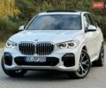 Белый БМВ Х5, объемом двигателя 3 л и пробегом 130 тыс. км за 58700 $, фото 3 на Automoto.ua