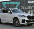 Белый БМВ Х5, объемом двигателя 3 л и пробегом 84 тыс. км за 70000 $, фото 1 на Automoto.ua