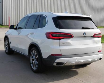 Белый БМВ Х5, объемом двигателя 3 л и пробегом 49 тыс. км за 42200 $, фото 4 на Automoto.ua