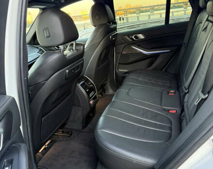 Белый БМВ Х5, объемом двигателя 3 л и пробегом 65 тыс. км за 49800 $, фото 20 на Automoto.ua