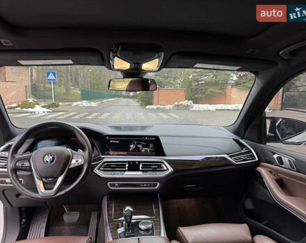 Белый БМВ Х5, объемом двигателя 3 л и пробегом 125 тыс. км за 51000 $, фото 20 на Automoto.ua