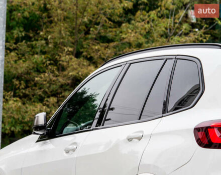 Білий БМВ Х5, об'ємом двигуна 4.39 л та пробігом 78 тис. км за 60500 $, фото 34 на Automoto.ua