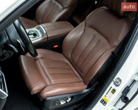 Белый БМВ Х5, объемом двигателя 4.39 л и пробегом 78 тыс. км за 68000 $, фото 78 на Automoto.ua