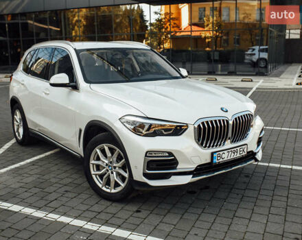 Білий БМВ Х5, об'ємом двигуна 2 л та пробігом 79 тис. км за 49000 $, фото 3 на Automoto.ua