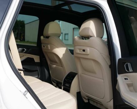 Белый БМВ Х5, объемом двигателя 3 л и пробегом 49 тыс. км за 42200 $, фото 12 на Automoto.ua