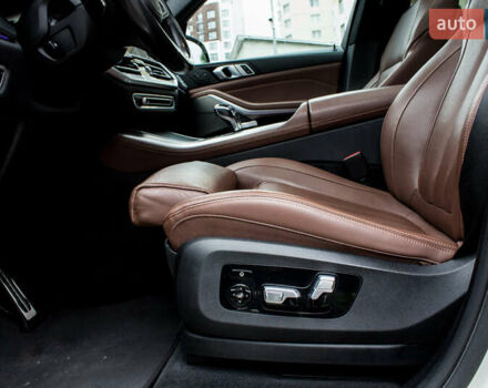 БМВ Х5 2020 у Львові на Automoto.ua Білий БМВ Х5, об'ємом двигуна 4.39 л та пробігом 78 тис. км за 72500 $, фото 75 на Automoto.ua