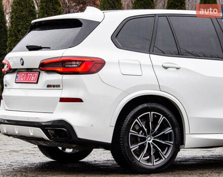 Белый БМВ Х5, объемом двигателя 4.4 л и пробегом 118 тыс. км за 57000 $, фото 12 на Automoto.ua