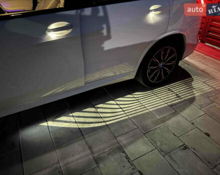 Белый БМВ Х5, объемом двигателя 4.4 л и пробегом 118 тыс. км за 57000 $, фото 96 на Automoto.ua