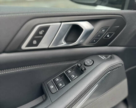 Белый БМВ Х5, объемом двигателя 3 л и пробегом 20 тыс. км за 68500 $, фото 26 на Automoto.ua