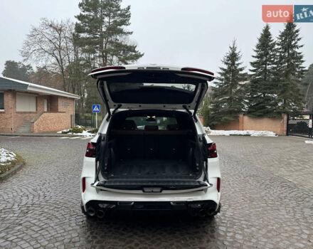 Белый БМВ Х5, объемом двигателя 3 л и пробегом 125 тыс. км за 51000 $, фото 13 на Automoto.ua