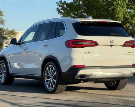 Белый БМВ Х5, объемом двигателя 3 л и пробегом 49 тыс. км за 23600 $, фото 5 на Automoto.ua
