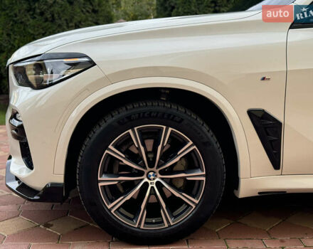 Белый БМВ Х5, объемом двигателя 3 л и пробегом 124 тыс. км за 49000 $, фото 10 на Automoto.ua